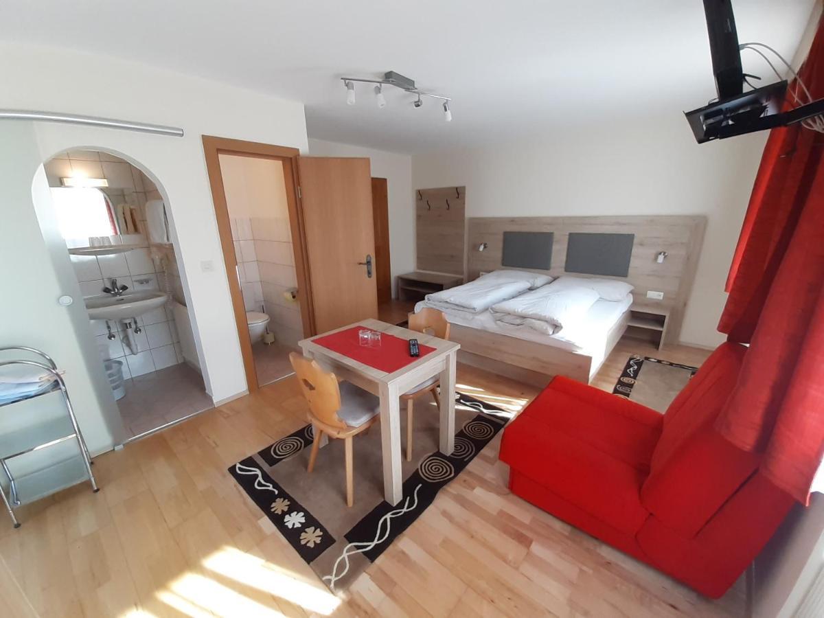 Haus Christine Apartment Фулпмес Екстериор снимка